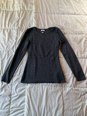 Aritzia Contour Crew Hip Long Sleeve Tee - Charcoal Grey/Heathered Black
